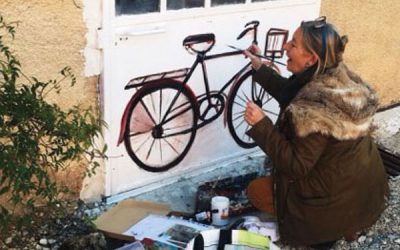 Amis cyclistes, Béatrix décore votre local à vélo au Domaine de Cabasse !